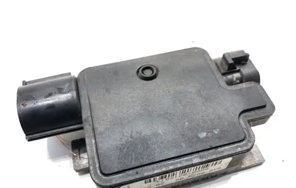 Ford Focus Fan control module 940002906