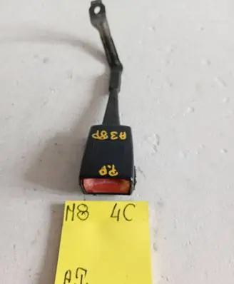 Audi A3 S3 8P Front seatbelt buckle 6568598