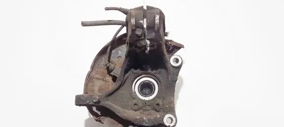 Volkswagen PASSAT B6 Front wheel hub