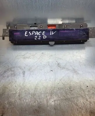 Renault Espace IV Speedometer (instrument cluster) P8200288814G NS05918395 21673203