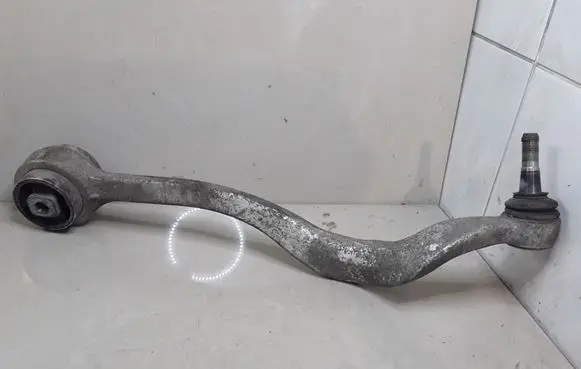 BMW 5 E39 Front lower control arm/wishbone 1141717