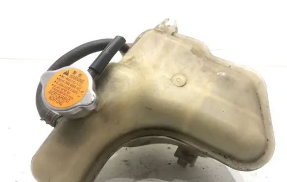 Coolant expansion tank/reservoir
