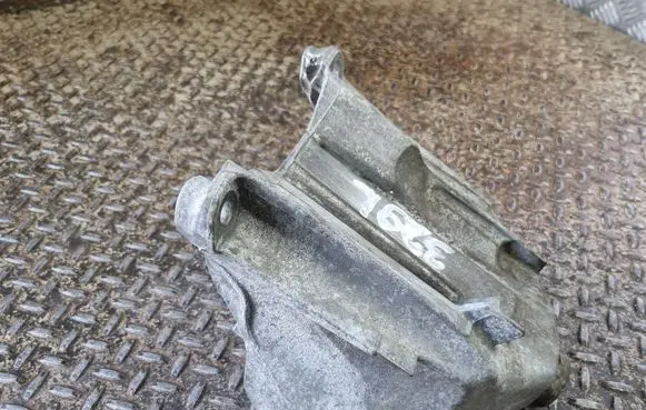 Audi Q5 SQ5 Engine mounting bracket 80A199307D