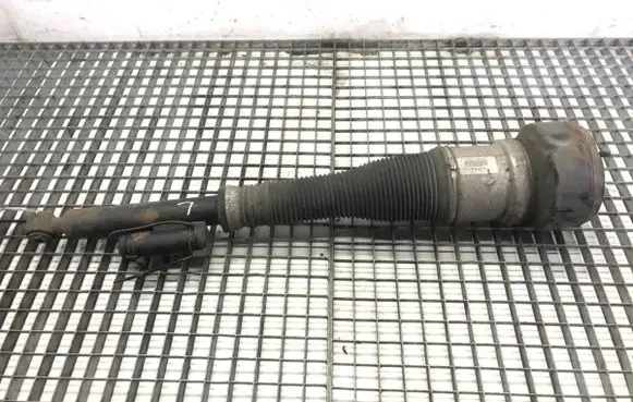 Rear shock absorber/damper