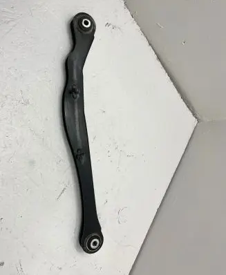 BMW 2 F46 Rear control arm 6851563