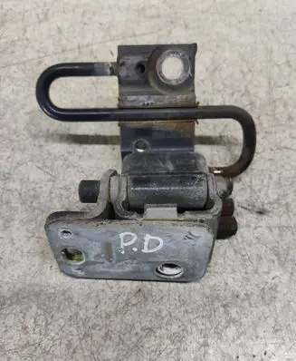Audi A6 S6 C6 4F Front door lower hinge 