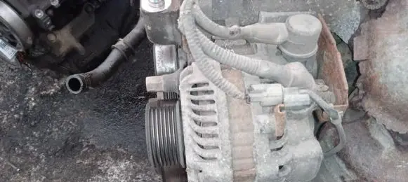 Honda FR-V Generator/alternator A2TC1391 AHGA67