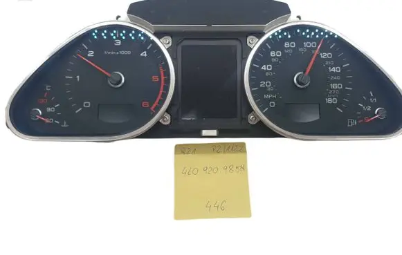 Audi Q7 4L Speedometer (instrument cluster) 4L0920985N