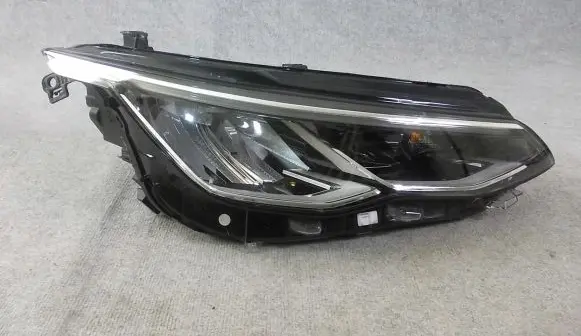 Volkswagen Golf VIII Headlight/headlamp 5H1941006C