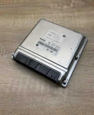 BMW 5 E39 Engine control unit/module ECU 7785540 0281001830