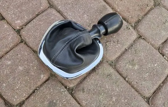 Opel Vivaro Gear shifter/selector 