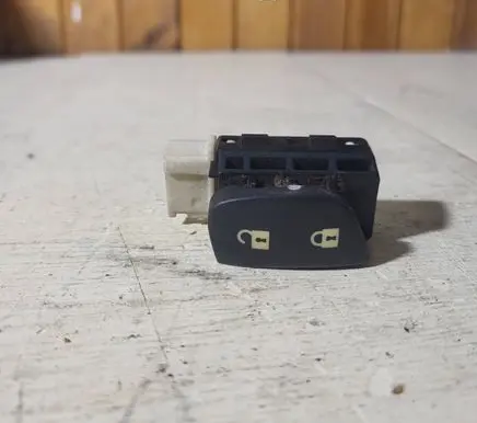 Central locking switch button