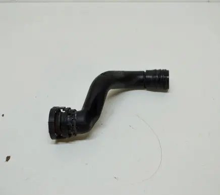 Volkswagen PASSAT B8 Air intake hose/pipe 5Q0129637C