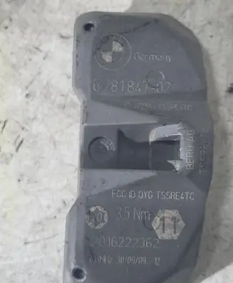 BMW 5 E60 E61 Tire pressure sensor 6781847 2016222362