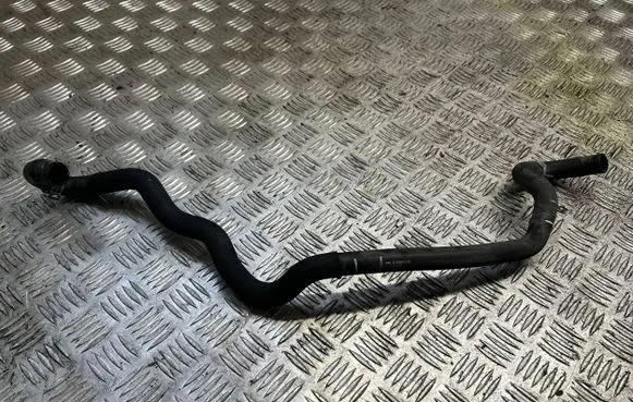 Land Rover Range Rover Sport L494 Engine coolant pipe/hose FPLA-8063-CB