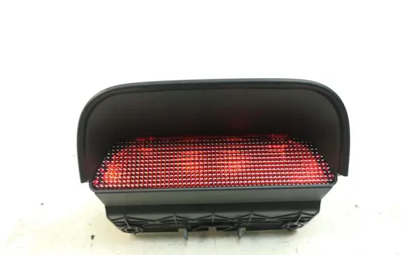 Honda CR-V Third/center stoplight