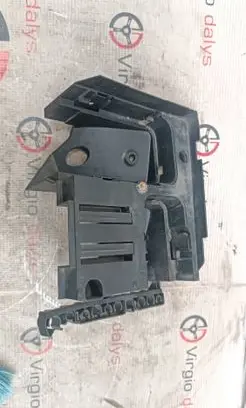 Volkswagen Golf VI Fuse box cover 1K0907361