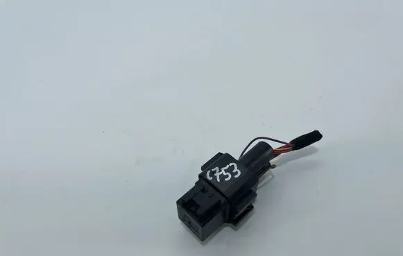 BMW X1 F48 F49 Coolant fan relay 9207913