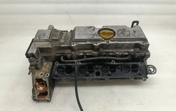 Opel Frontera B Engine head 9128018