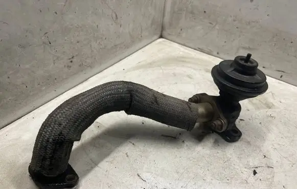 Hyundai Santa Fe EGR valve DD11