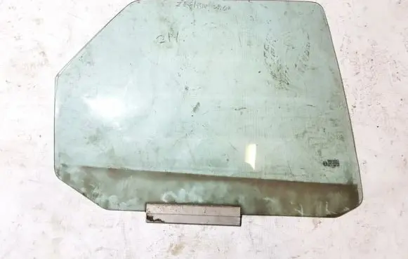 Ford Escort Rear door window glass