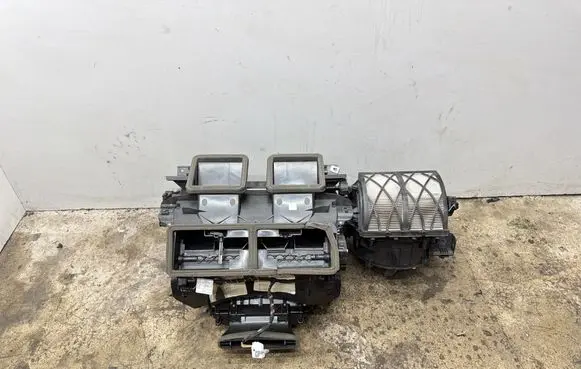 BMW X3 F25 Interior heater climate box assembly T1012641V 108875