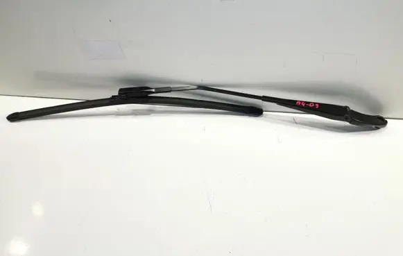 Audi A4 S4 B8 8K Front wiper blade arm 8K1955407