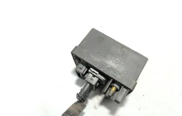 Fiat Stilo Glow plug pre-heat relay 46807091 A727 51299012