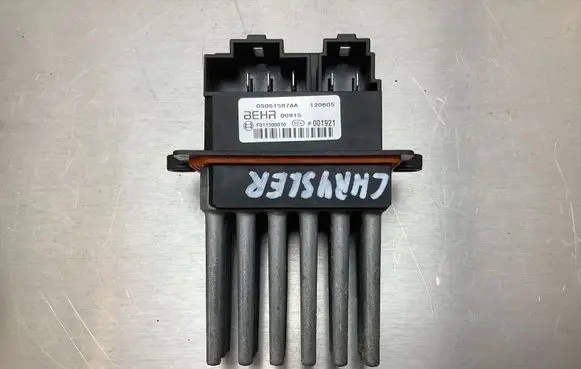 Chrysler 300 - 300C Heater blower motor/fan resistor 05061587AA F011500010 120605