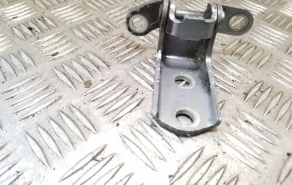 Toyota Yaris Rear door lower hinge