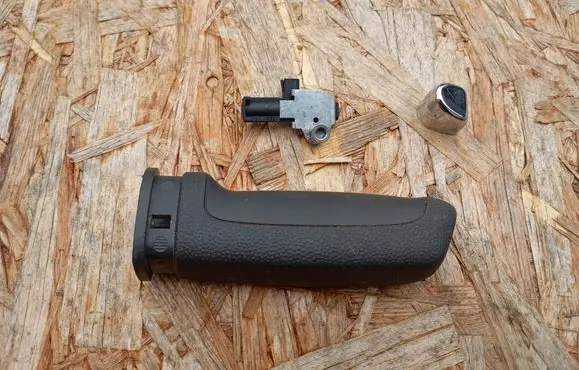 Opel Corsa D Other handbrake/parking brake parts 