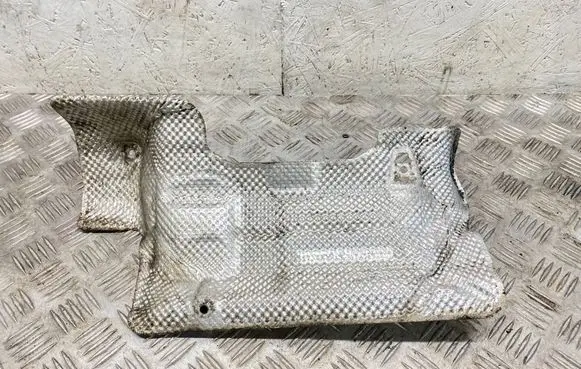 Volkswagen Touran II Heat shield in engine bay 5N1423981D