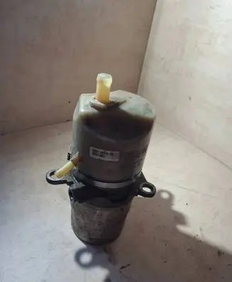 Volvo S40 Power steering pump 4N513K514DL 30723582