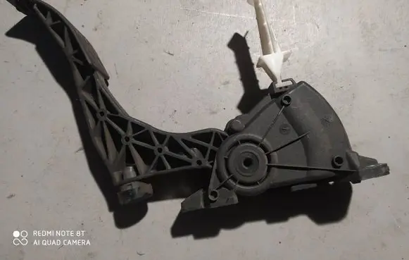 Volkswagen Golf IV Accelerator throttle pedal 6Q1723503D