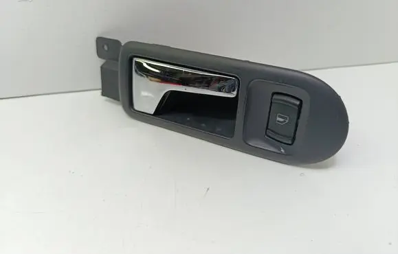Volkswagen PASSAT B5.5 Front door interior handle 3B1837114