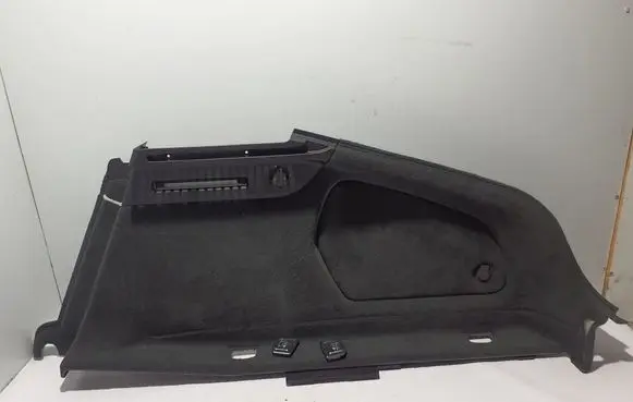 Trunk/boot side trim panel