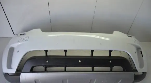 Land Rover Discovery Sport Front bumper HY32-17F003-AA
