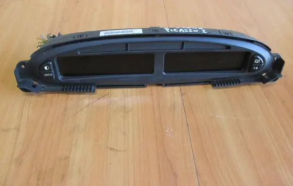 Citroen Xsara Picasso Speedometer (instrument cluster) 9651667380