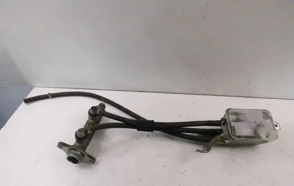 Hyundai H-100 Master brake cylinder BM111008