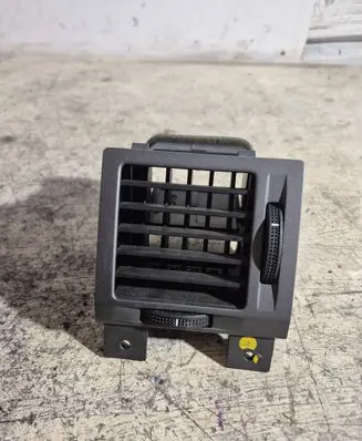 Opel Vectra C Dashboard side air vent grill/cover trim 9177169 230635620