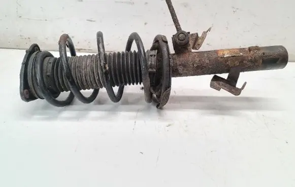 Ford Focus Front shock absorber with coil spring 4M5118045BBD F6804005