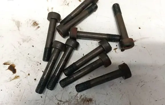 Opel Vectra C Nuts/bolts 