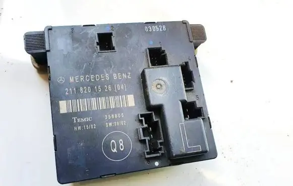 Mercedes-Benz E W211 Door control unit/module 2118201526