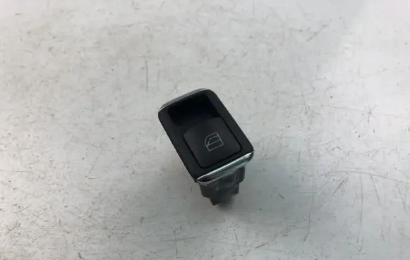 Mercedes-Benz C W204 Electric window control switch A2049058102