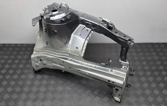 Mazda 3 III Front side member 