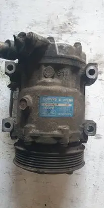 Volvo S40 Air conditioning (A/C) compressor (pump) 3M5H-19D629-TA