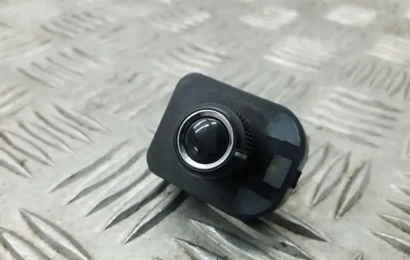 Audi A4 S4 B8 8K Wing mirror switch 8K0959565B