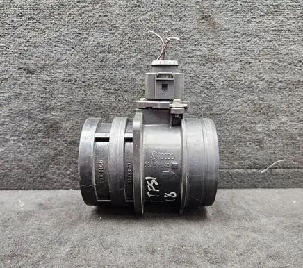 Audi A4 S4 B8 8K Mass air flow meter 06J906461B