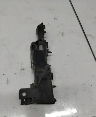 Audi A6 S6 C7 4G Front bumper mounting bracket 4G0807283