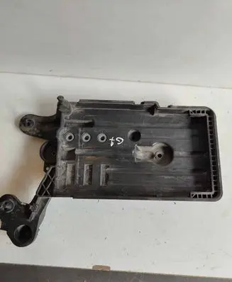 Volkswagen Golf VII Battery tray 5Q0915321G